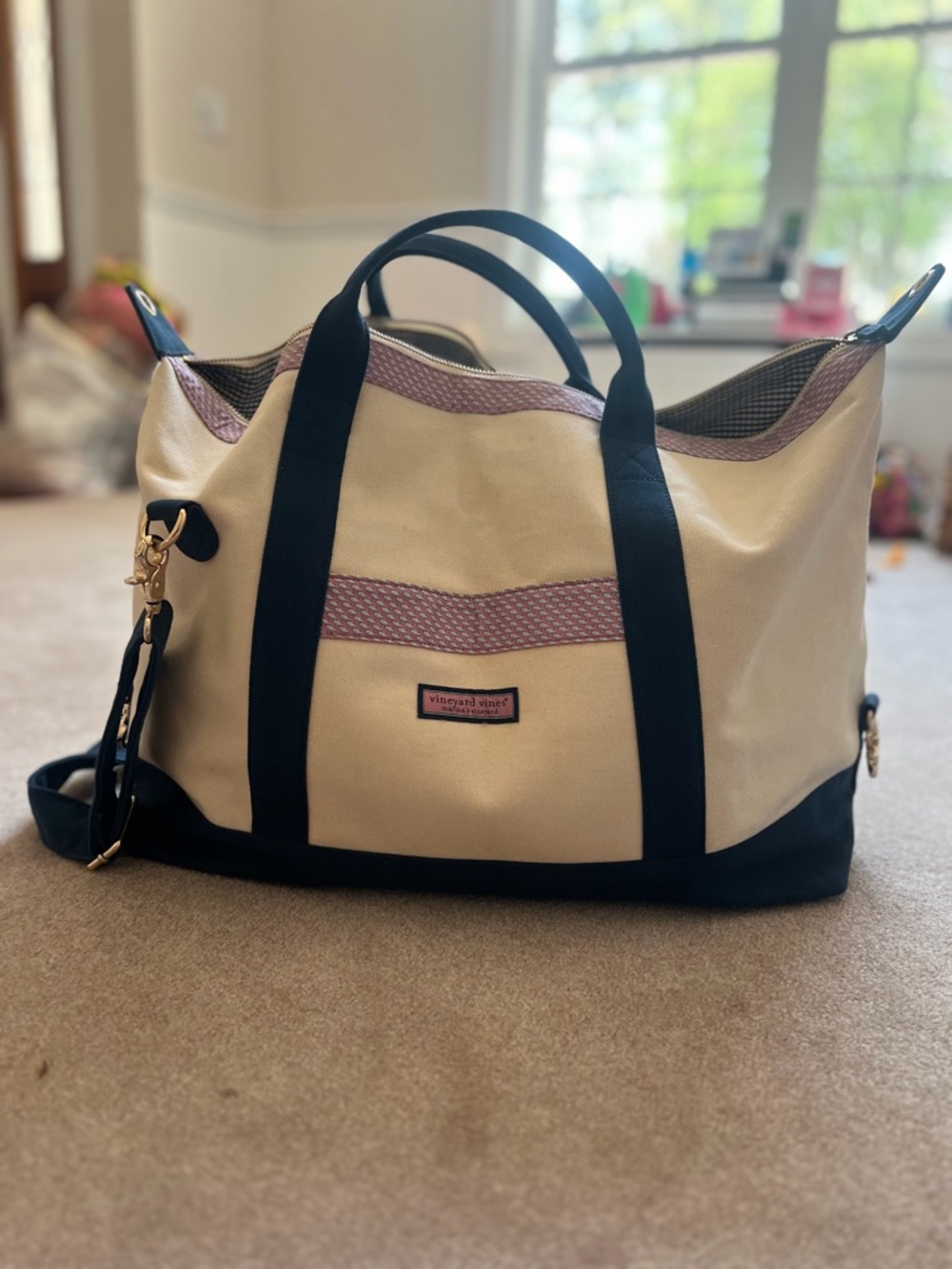 Vineyard Vines Weekender Tote Duffle Bag